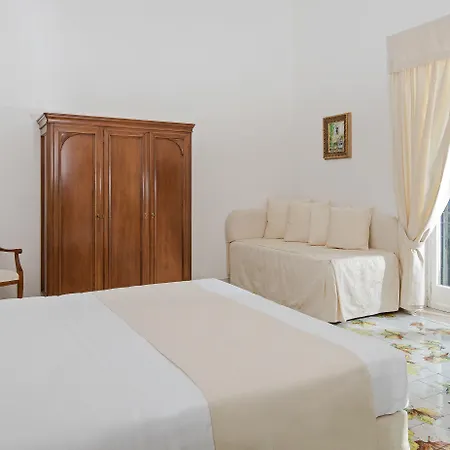 Syrene Hotell Capri