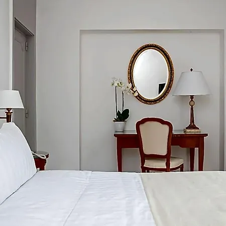 Syrene Hotel 4*