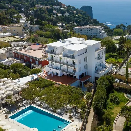 Syrene Hotel 4*